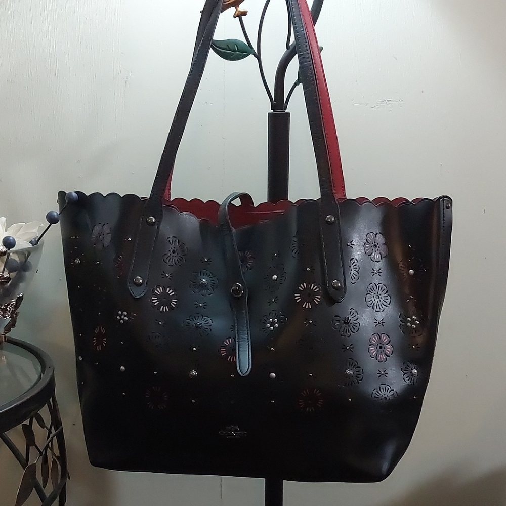 Coach Tea Rose Cut Out Leather Tote Bag